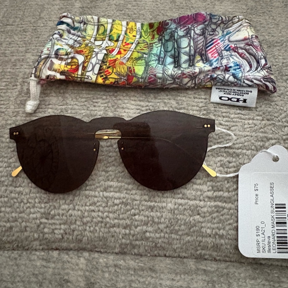NWT Illesteva sunglasses